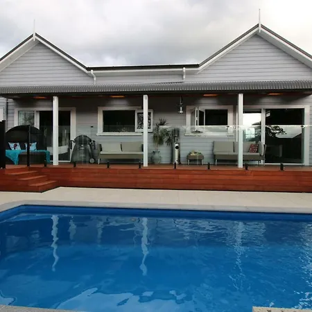 Aristaair- Poppies Luxury Villa Rotorua Exterior photo