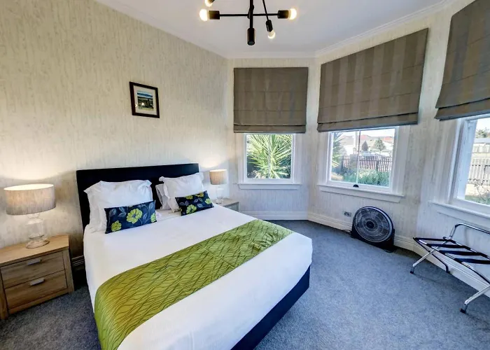 Aristaair- Poppies Luxury Villa